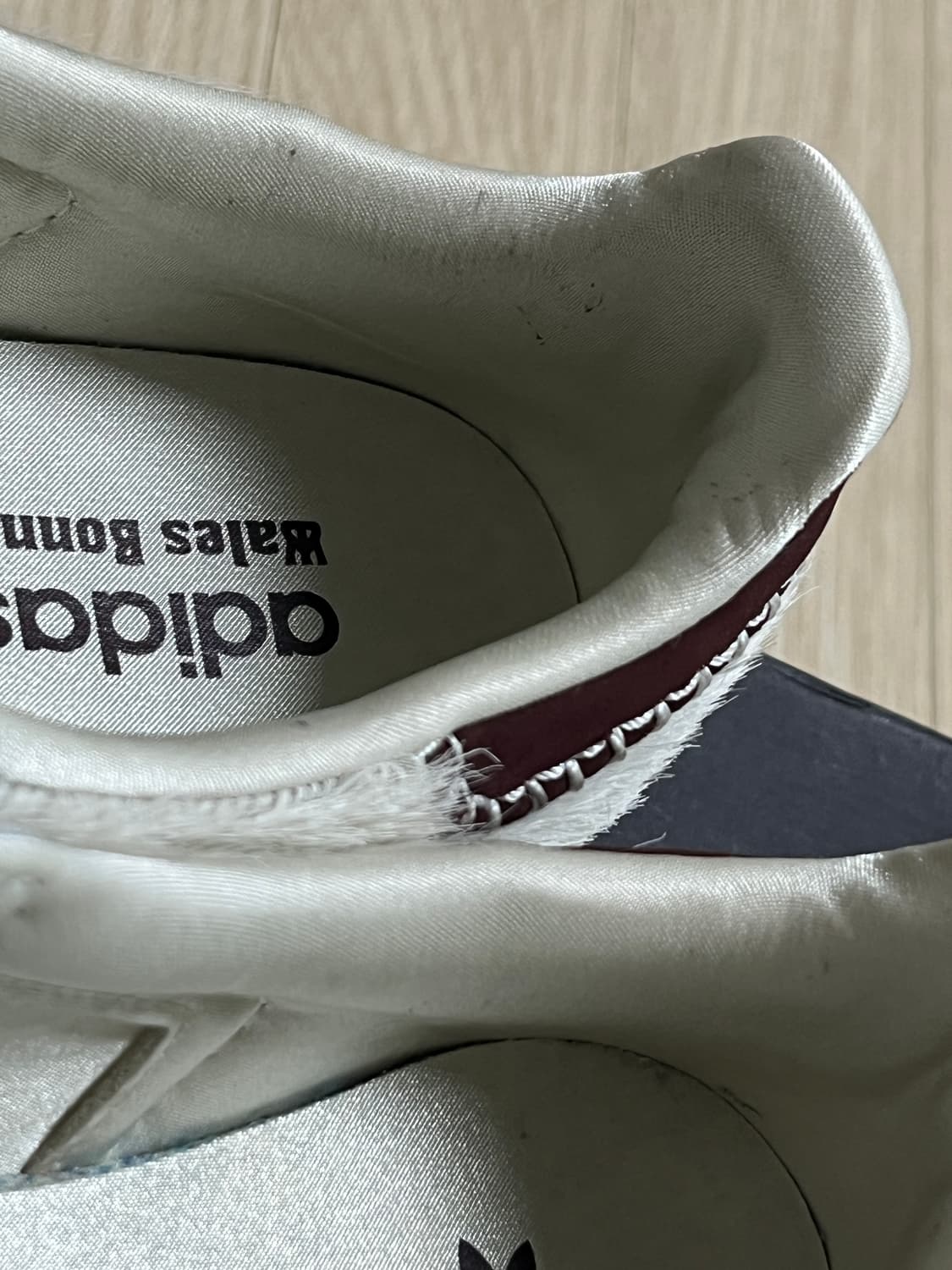 아디다스 x 웨일스 보너 포니 토널 삼바 크림 화이트 미스테리 브라운 상품이미지6