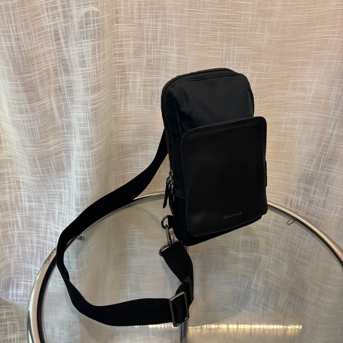 정품 빈폴 나일론 슬링 크로스백     상품이미지3