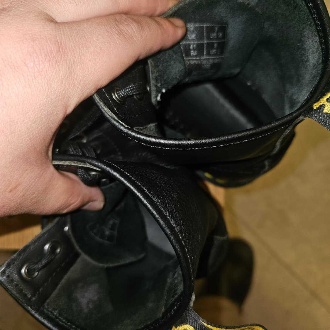 260 닥터마틴 8홀 부츠 상품이미지5