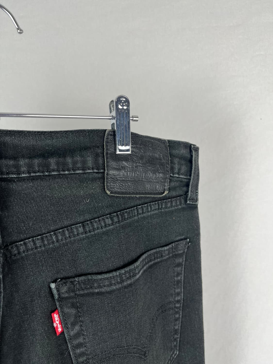 Levi's 511 흑청 데님팬츠 상품이미지5