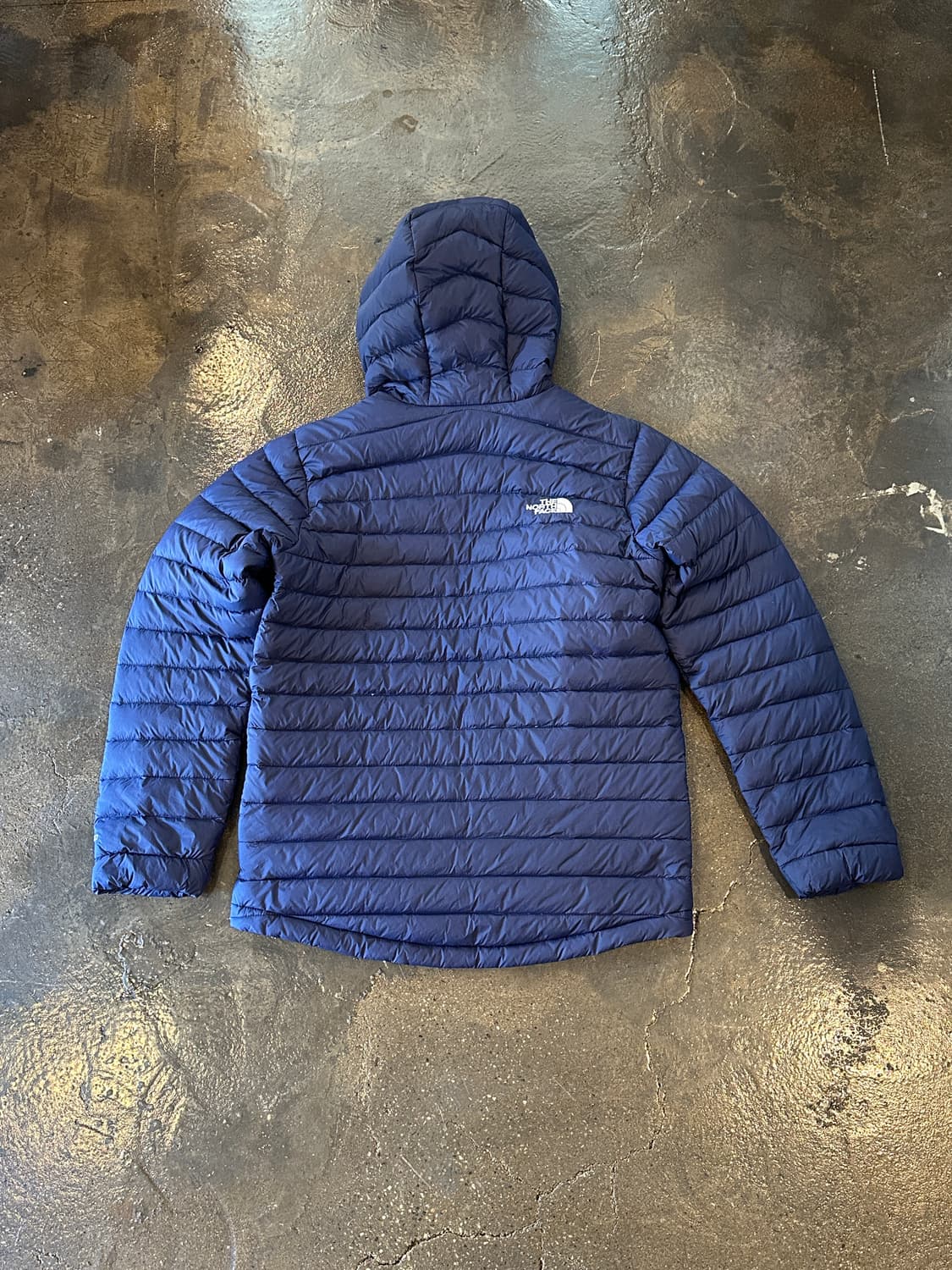 노스페이스 후드 경량패딩 네이비 S 상품이미지2