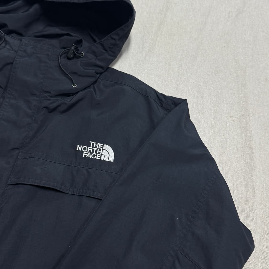 노스페이스 투웨이 매트블랙 바람막이 105 상품이미지2