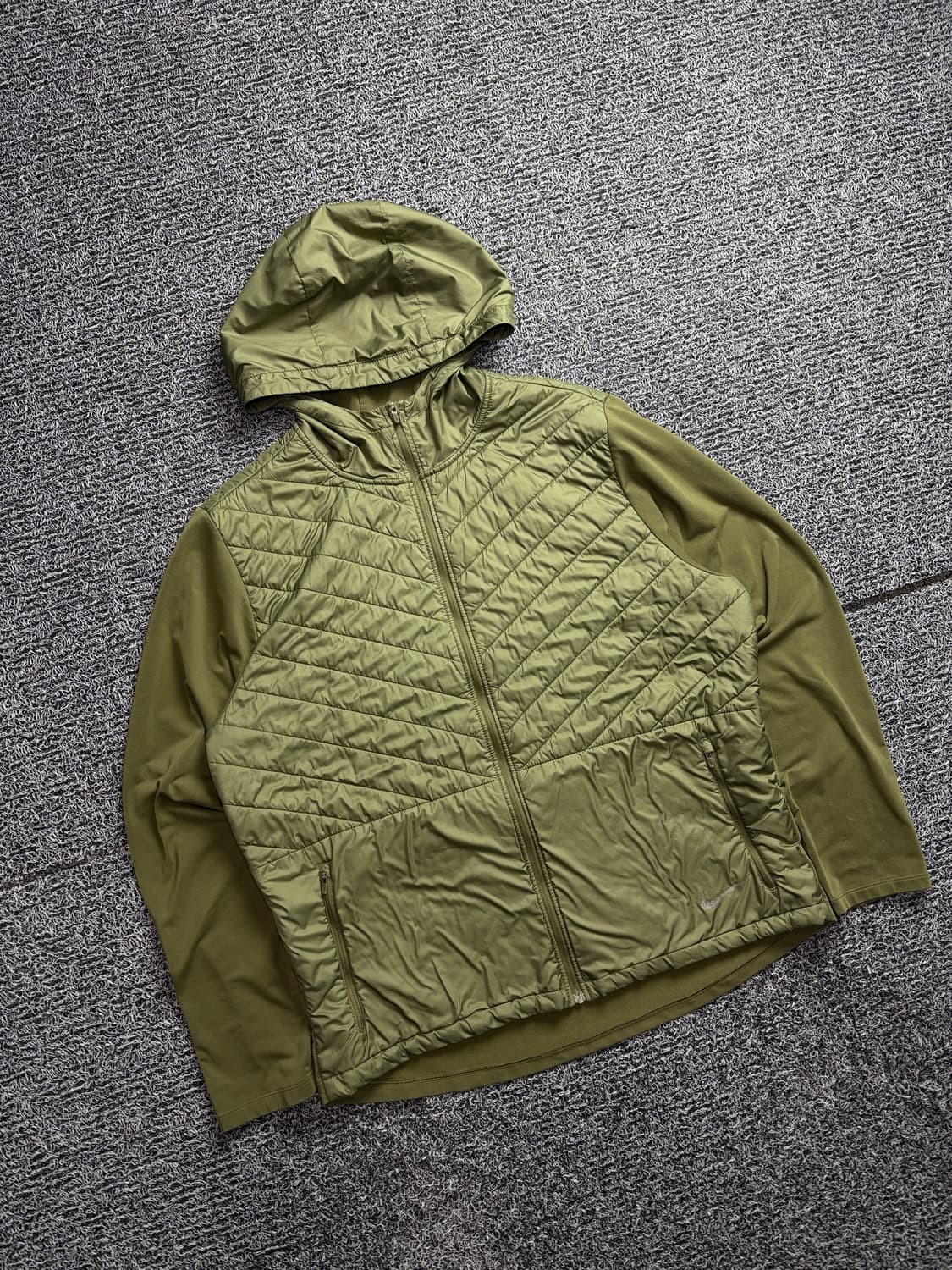 나이키 스카치 스우시 에어로레이어 러닝 경량패딩 2395 상품이미지1