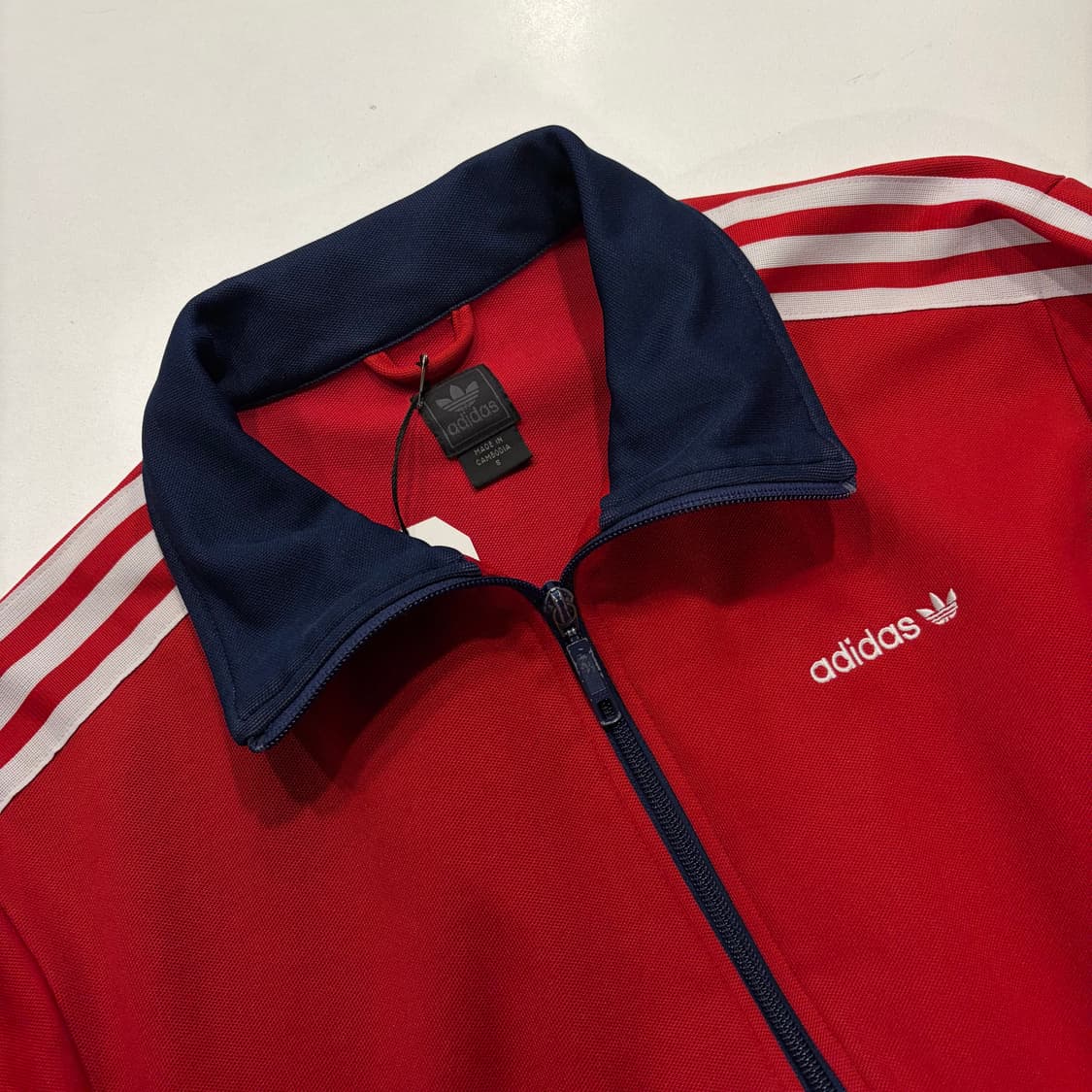 [S] 07s 아디다스 베켄바우어 삼선 트랙탑 레드 네이비 D27 상품이미지3