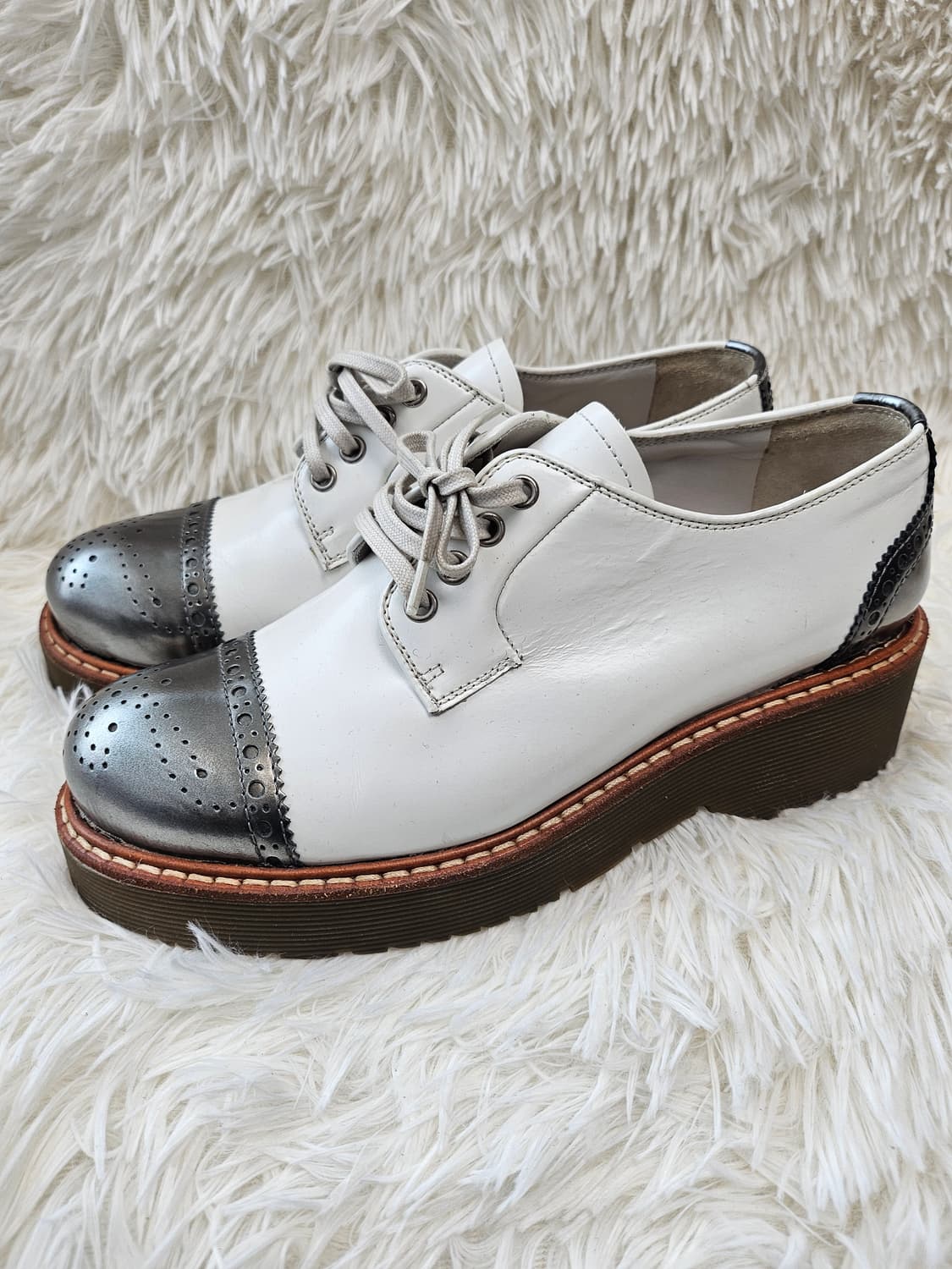 프라다 여성 brogue derby shoes 240 상품이미지2