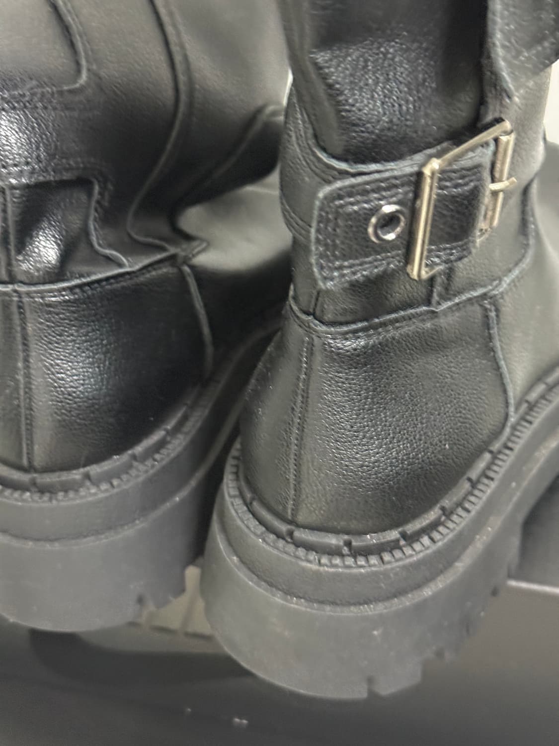 자라 가죽 부츠 상품이미지4