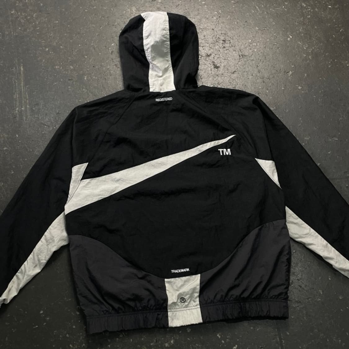 105 나이키  NSW 빅스우시 바람막이 상품이미지6