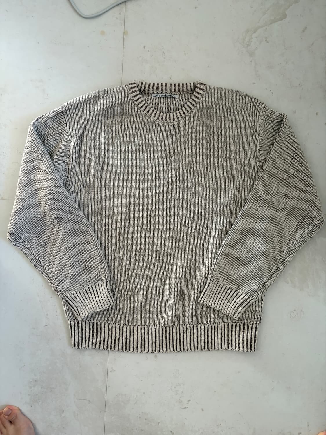 비바스튜디오 투톤 믹스 라운드 니트 m 상품이미지2