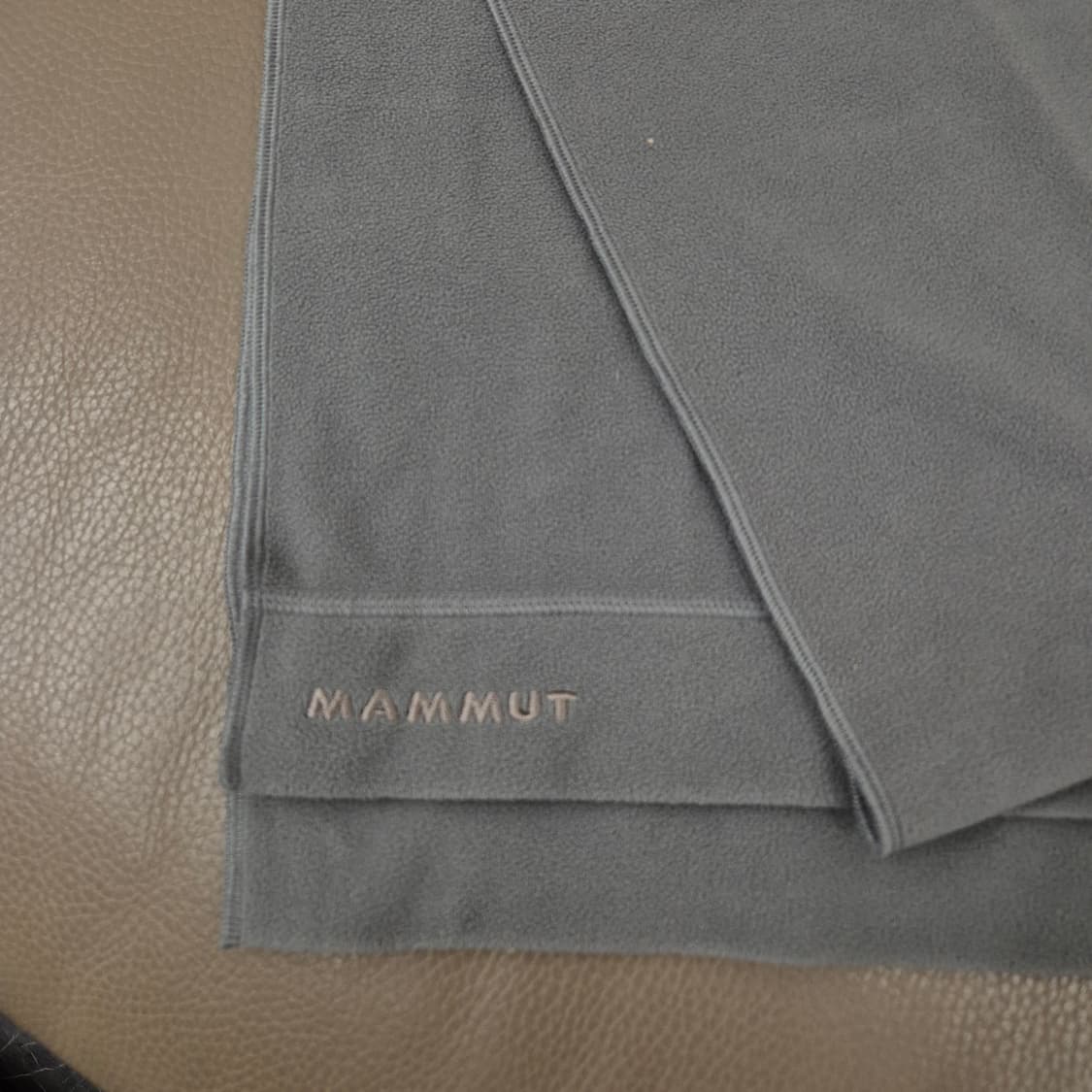 마무트 플리스 목도리 그레이 상품이미지2