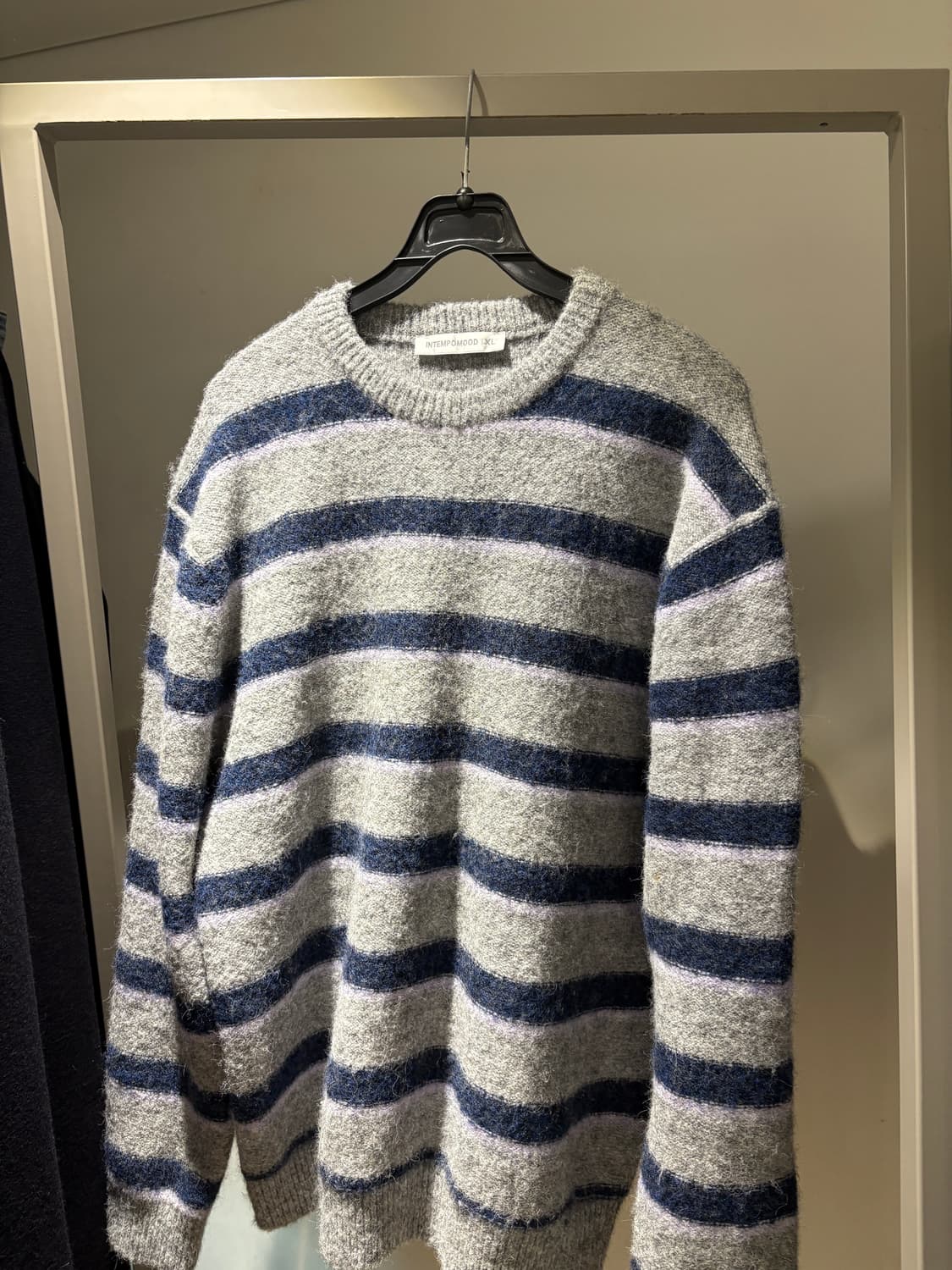 인템포무드 스트라이프 니트 XL 싸게 팔아요!! 상품이미지1