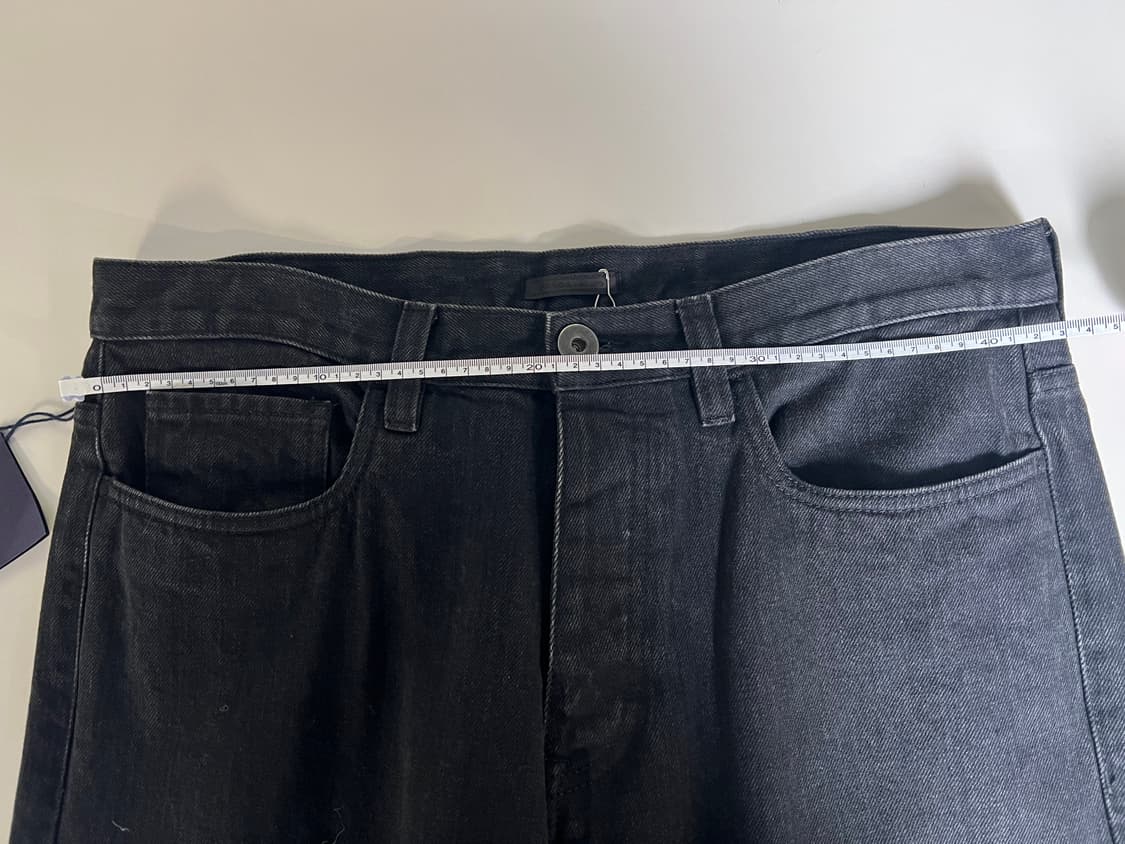 (인생템) 프라다 클래식 블랙 데님 팬츠 32사이즈 새상품급 상품이미지10