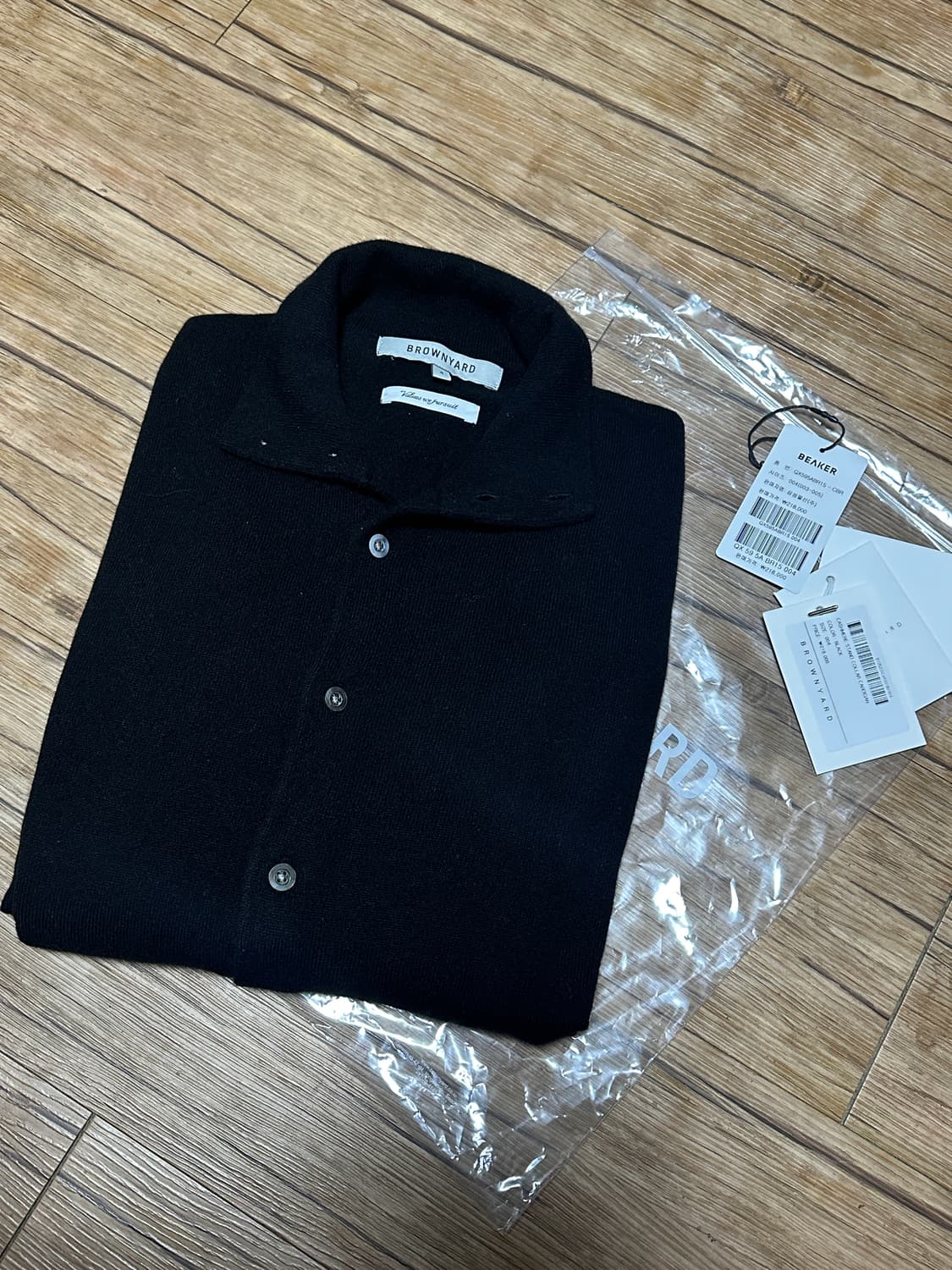 브라운야드 캐시미어 스탠드 카라 가디건 블랙 4size 상품이미지4