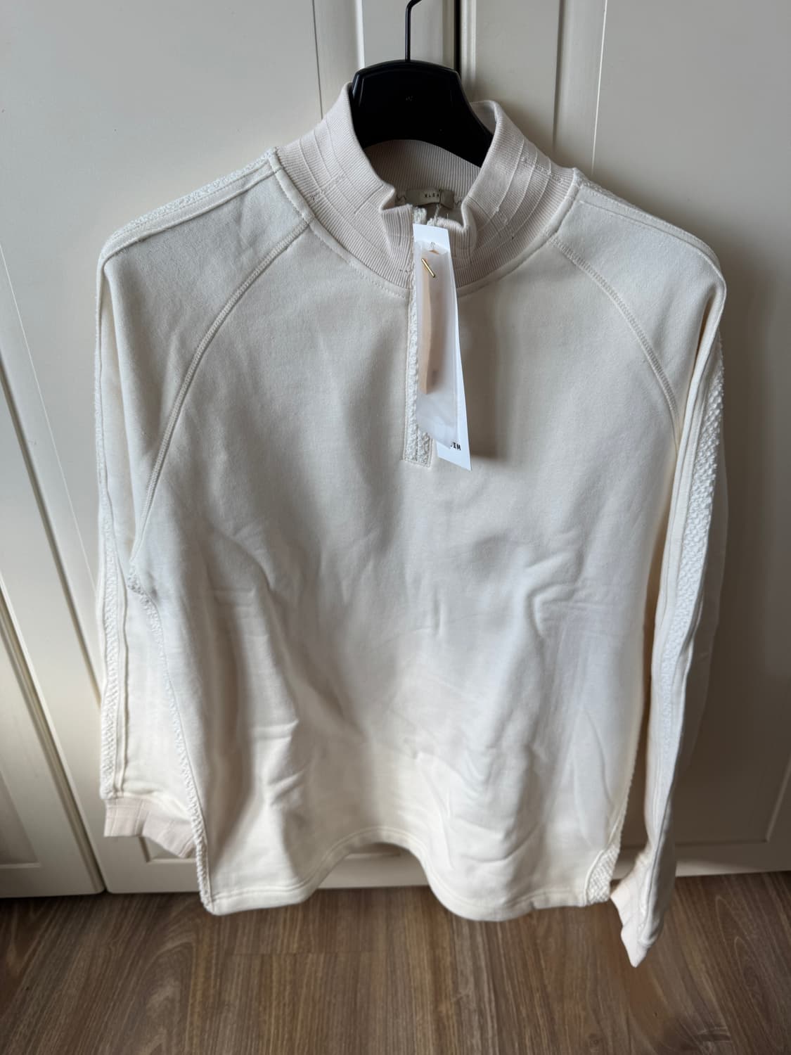 xlim 엑슬림 하프집업 화이트 2사이즈 상품이미지1