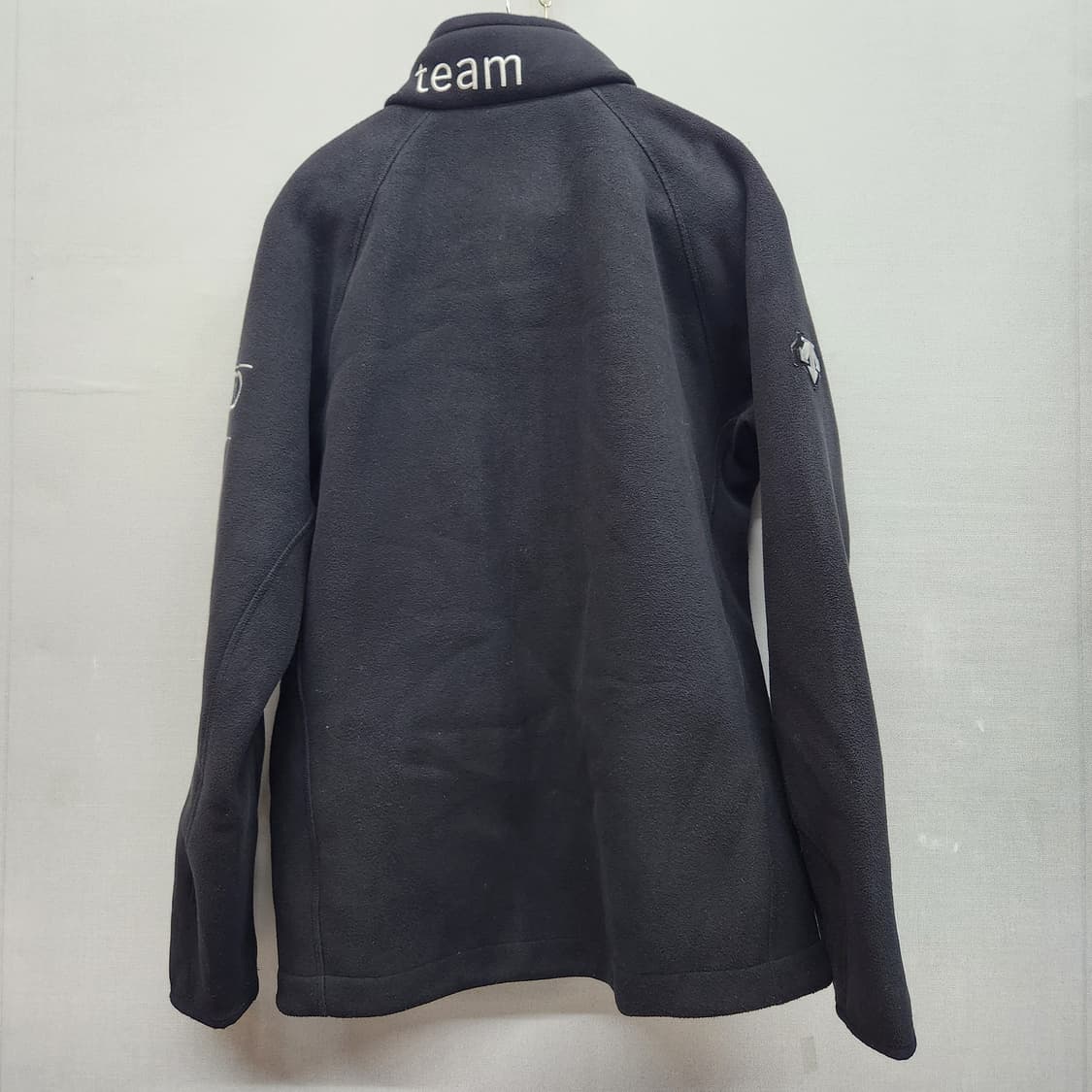 데상트 스폰서 로고 플리스(후리스) 집업 L 상품이미지6