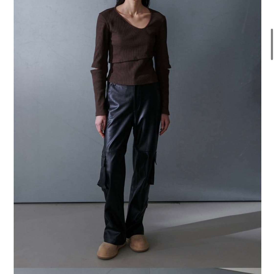 오데스 레더 팬츠/ Faux leather cargo trouser 상품이미지2