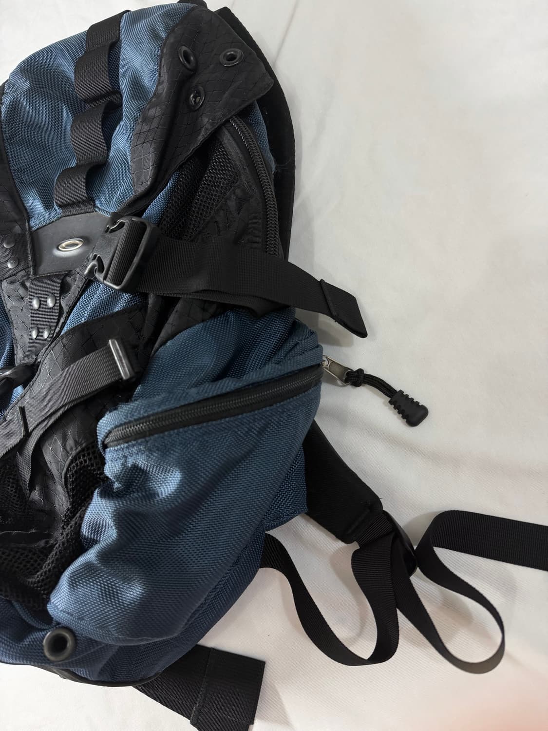 오클리 아이콘 백팩 2.0 상품이미지4