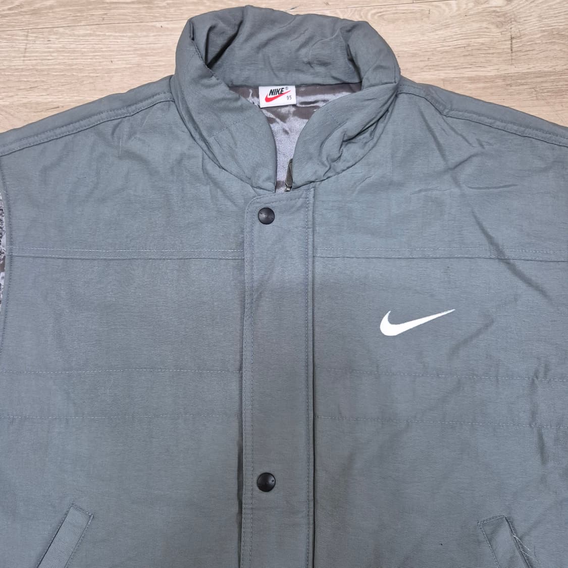 나이키 90s 올드스쿨 스우시 조끼 M(95) 상품이미지2