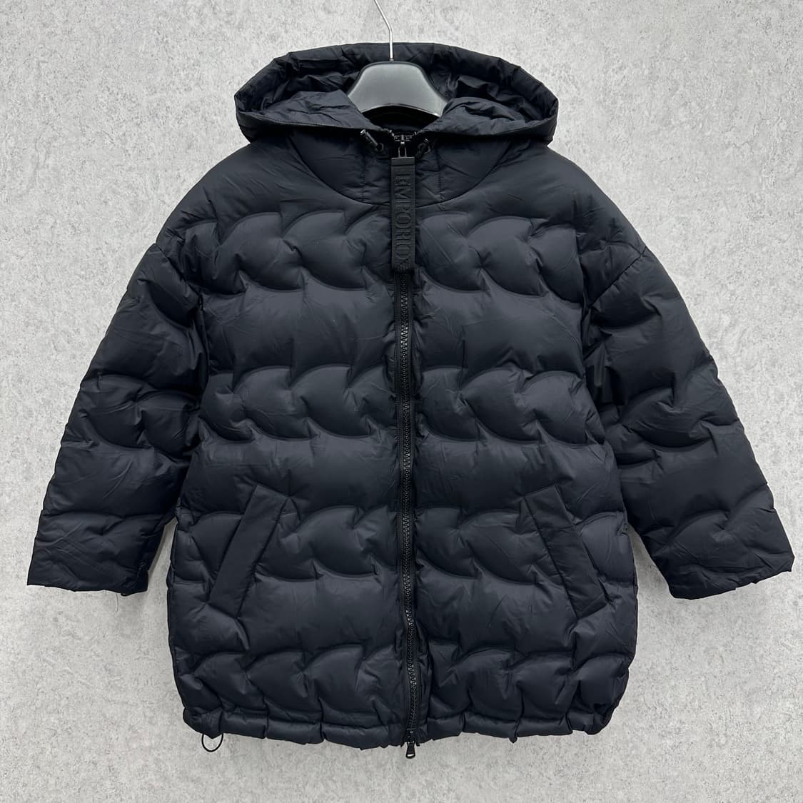 90 엠포리오 아르마니 여자 벌룬핏 구스다운 패딩 상품이미지1