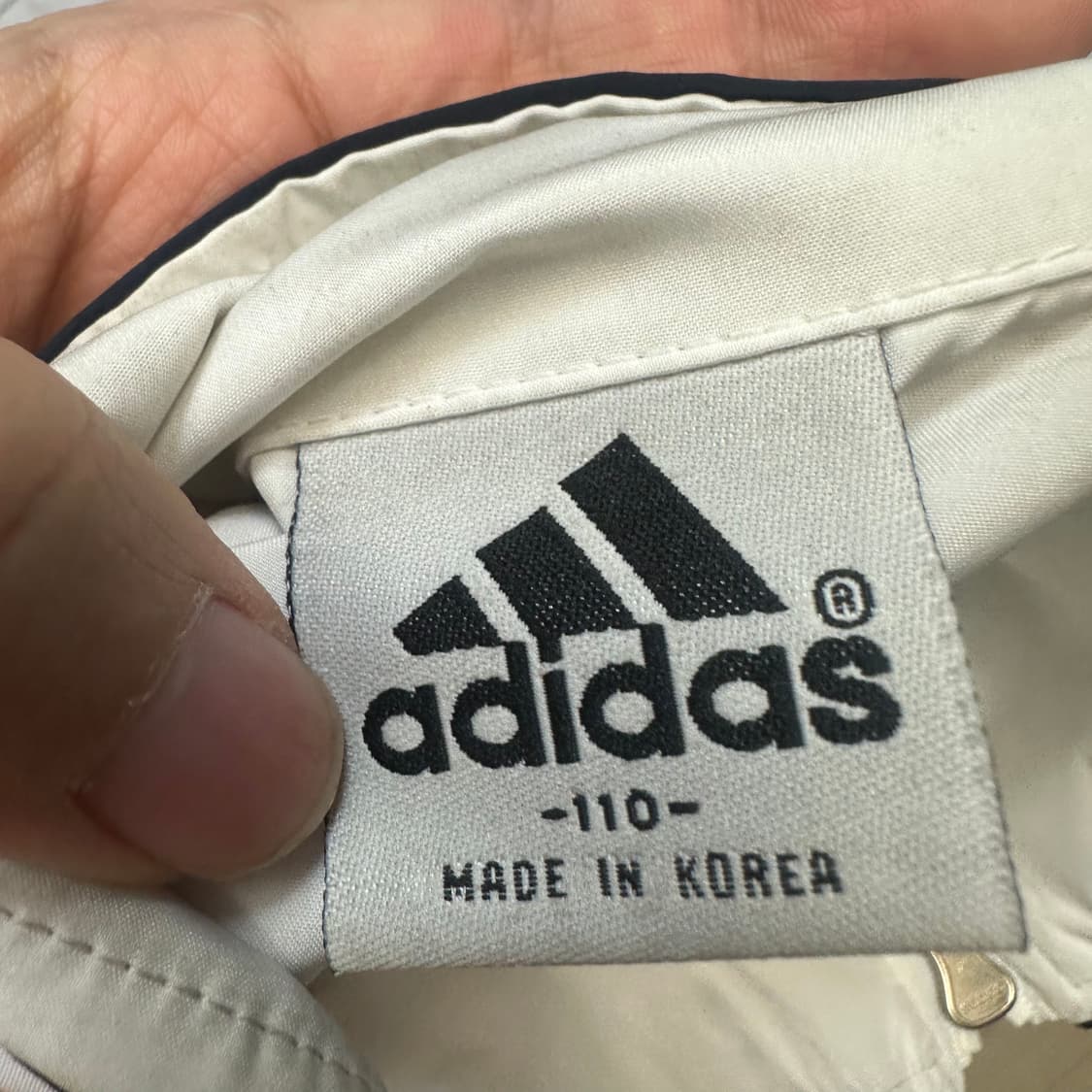 아디다스 00s 퍼포먼스로고 화이트바람막이 110 상품이미지3