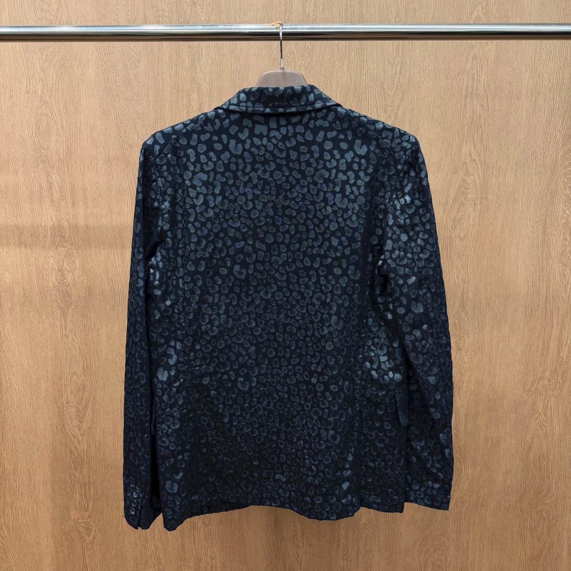 꼼데가르송 블랙 코튼 테일러드 자켓 레오파드 패턴 싱글 버튼 디테일 블랙 상품이미지3