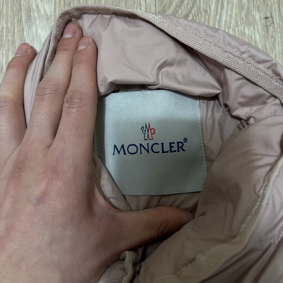 몽클레어 여성 와펜 퀼티드 패딩 점퍼 L/100 상품이미지5