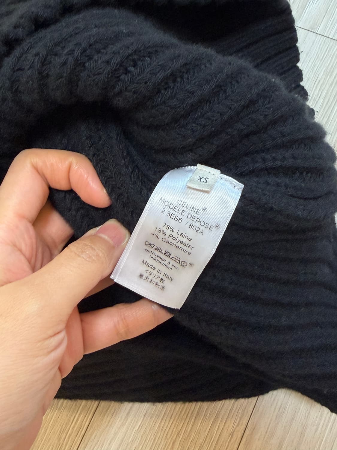 올드 셀린 터틀넥 니트 XS 상품이미지8