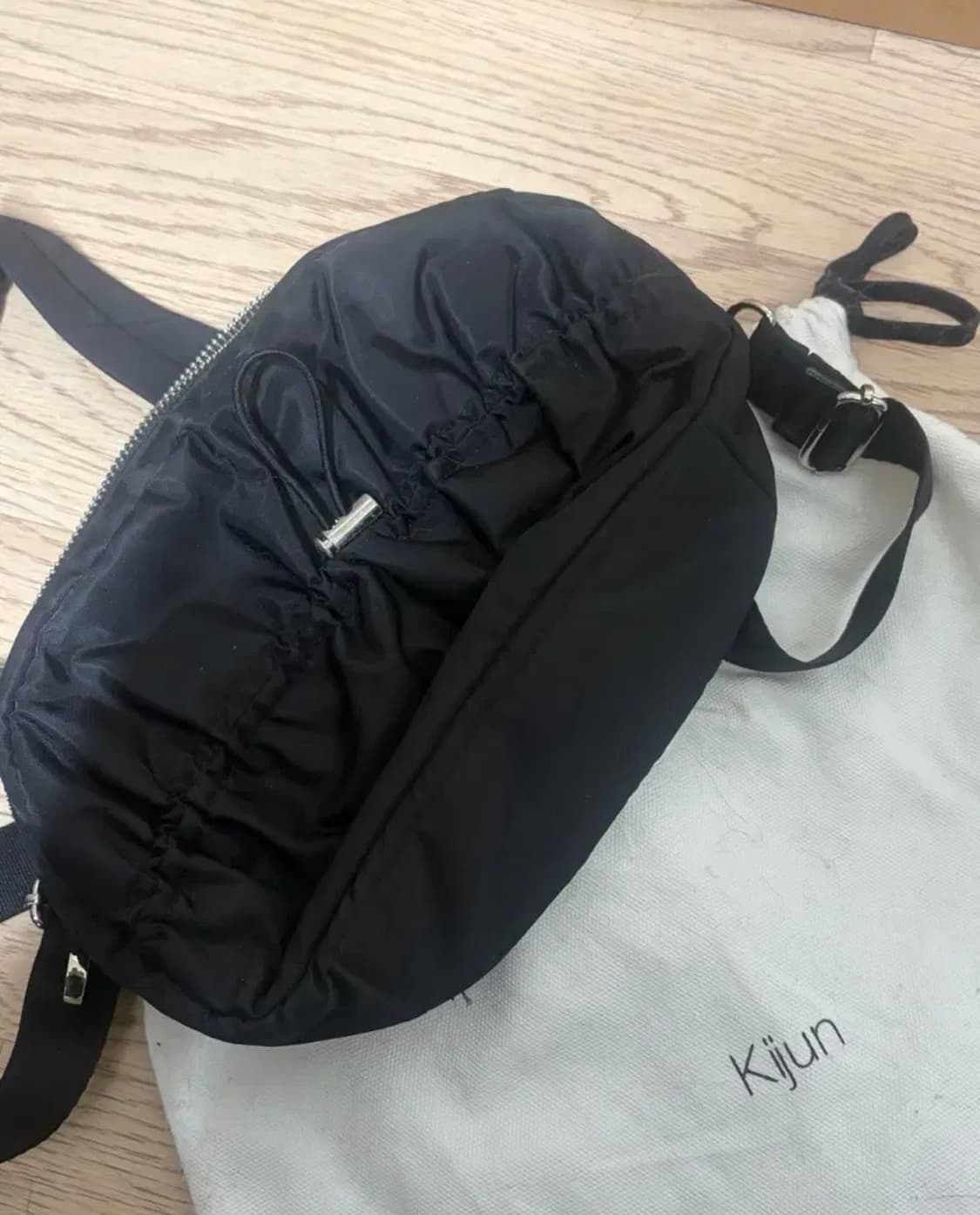 Kijun 피칸백 블랙 숄더백 상품이미지3