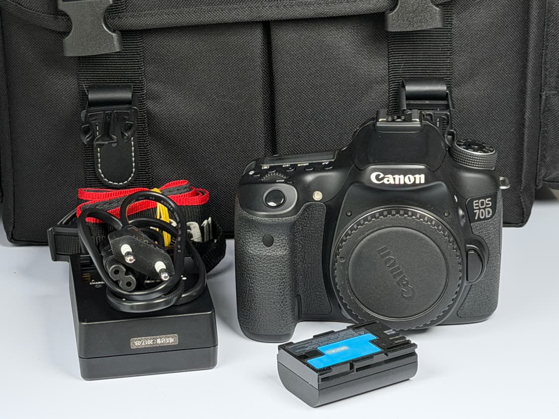 캐논 EOS 70D DSLR 카메라 바디 상품이미지1