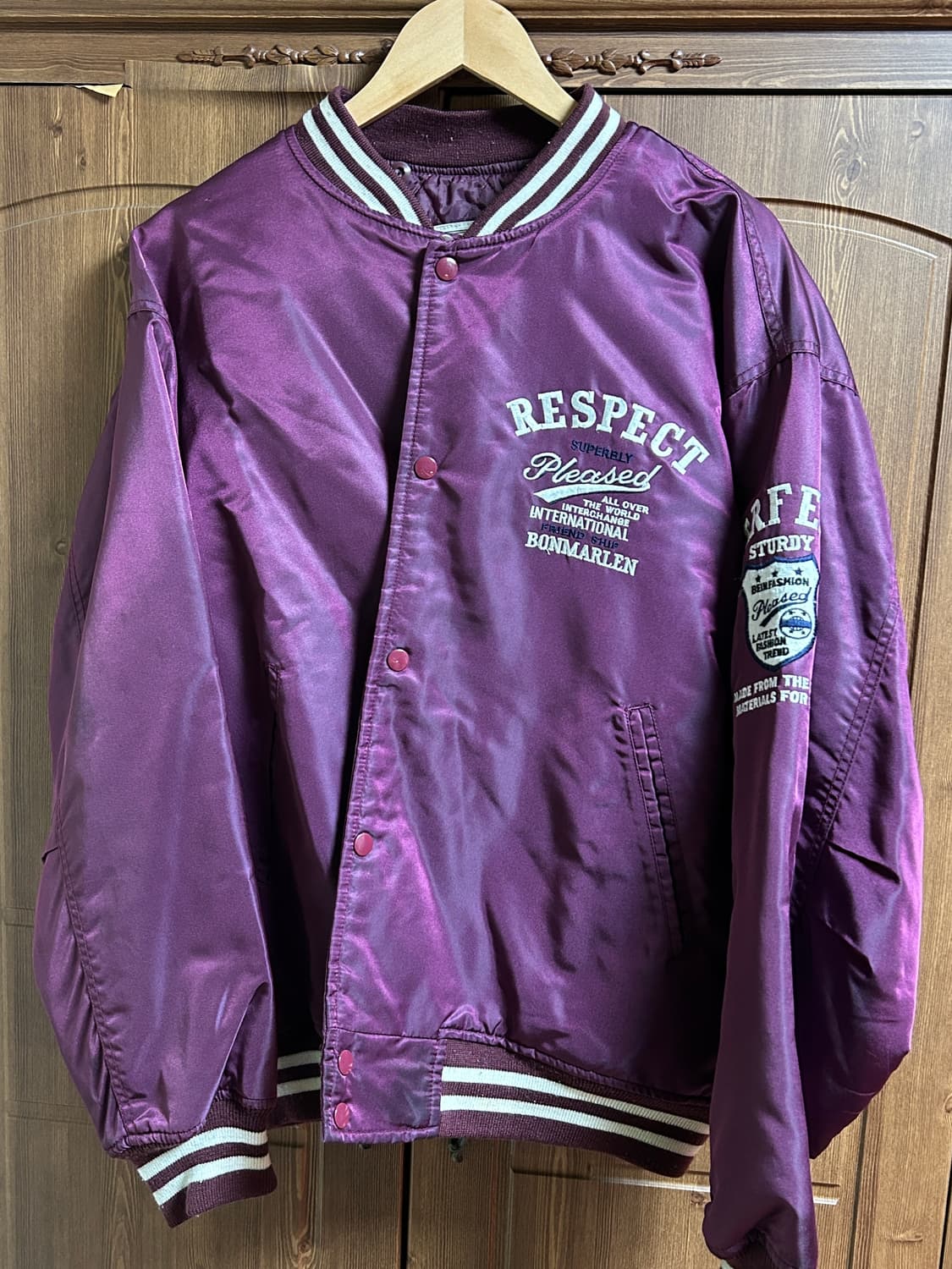 본마를렌 리스펙트 프렌드쉽 나일론 바시티 자켓 상품이미지2