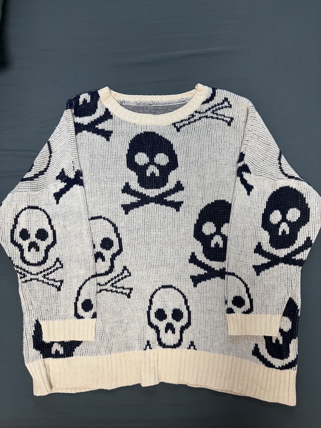 vintage skeleton knit 상품이미지1