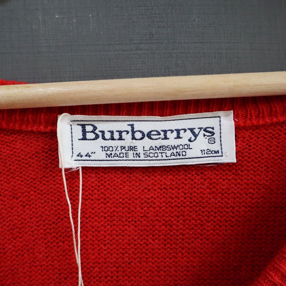 버버리 기마자수 램스울 브이넥 니트 상품이미지5