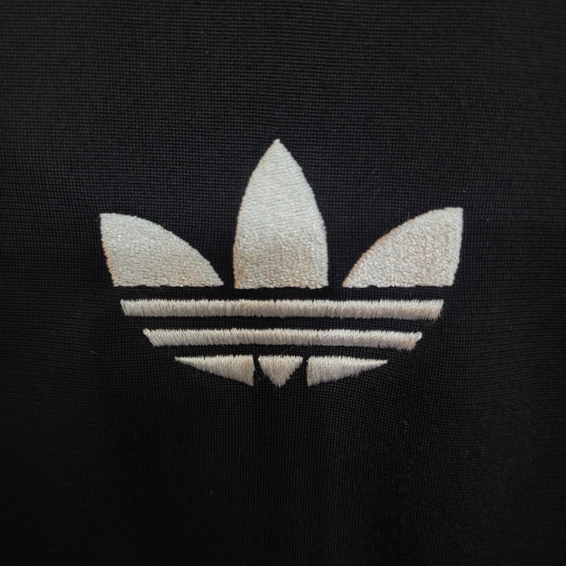 아디다스 불꽃 파이어버드 검흰 트랙탑 져지  상품이미지3