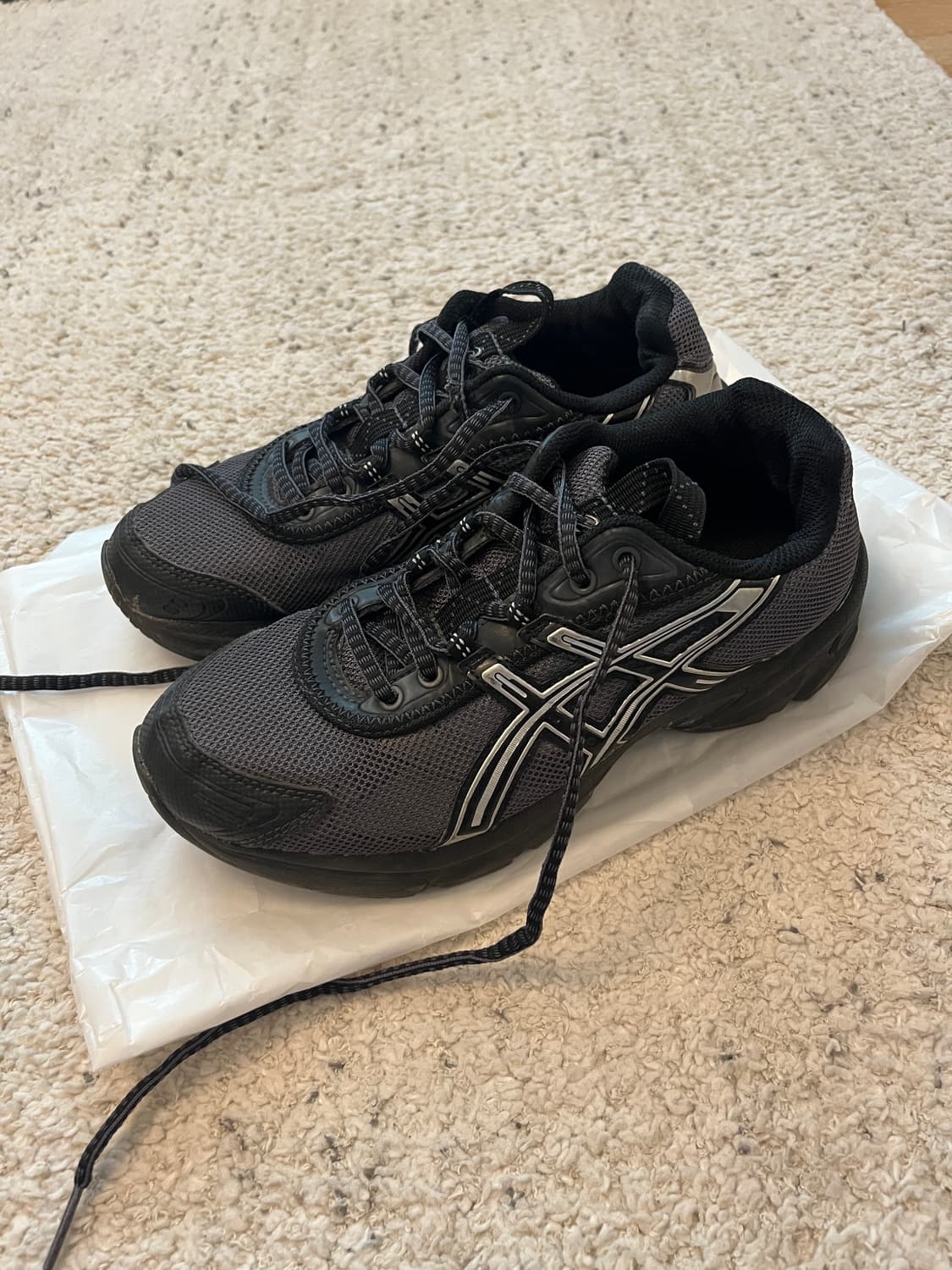 아식스 키코 UB2-S 젤1130 아스팔트 퓨어 실버 상품이미지1