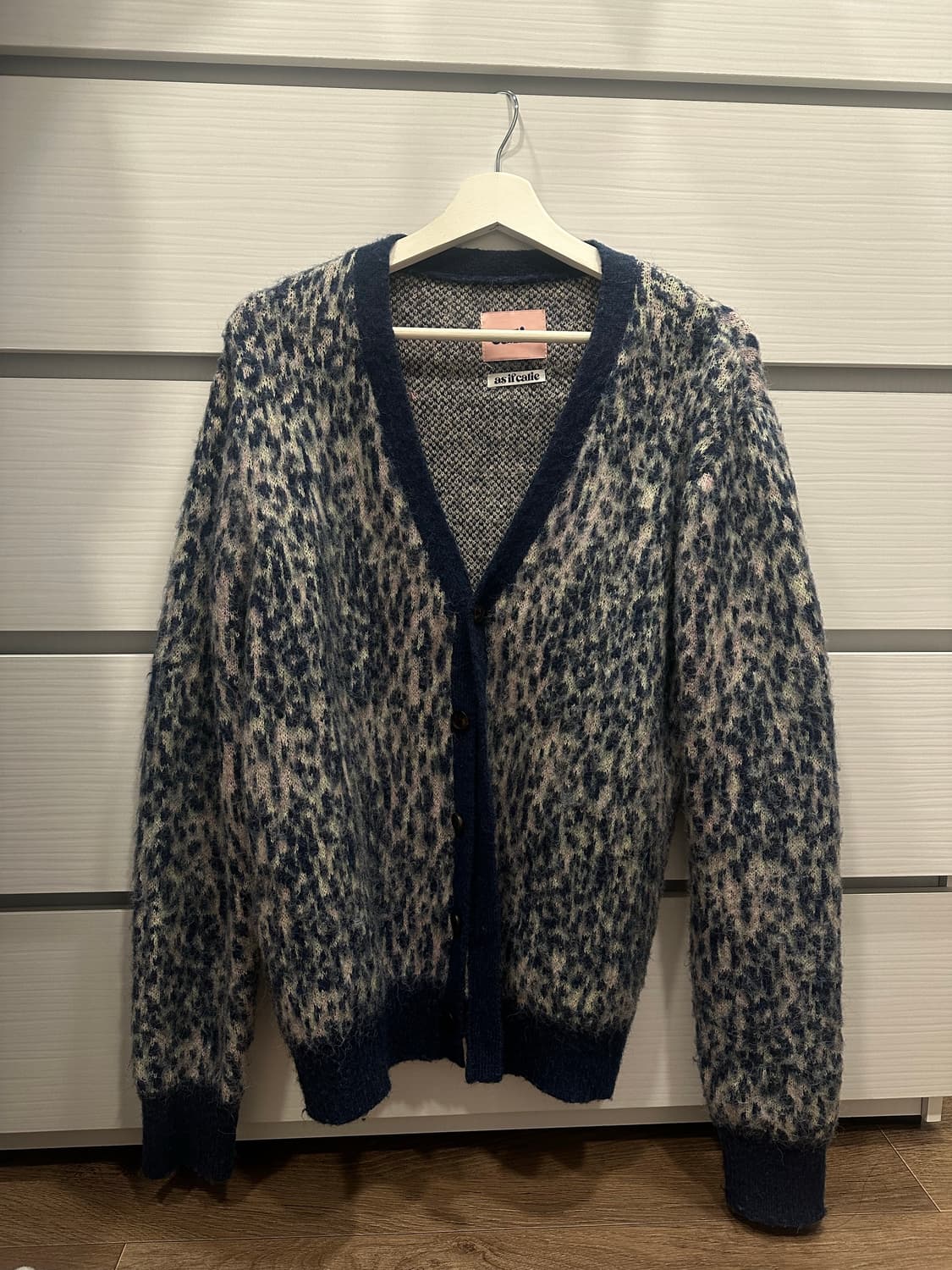 에즈이프캘리 회색 파란색 가디건 상품이미지2