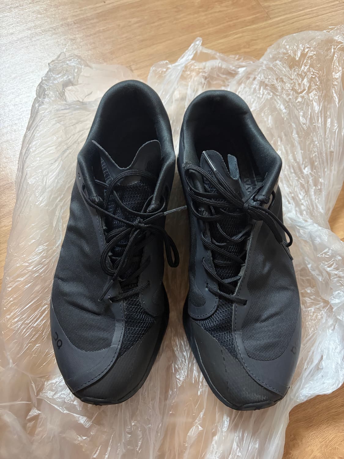 (260,41)포스트아카이브팩션 온러닝 파프 온러닝 클라우드벤처 신발 상품이미지1