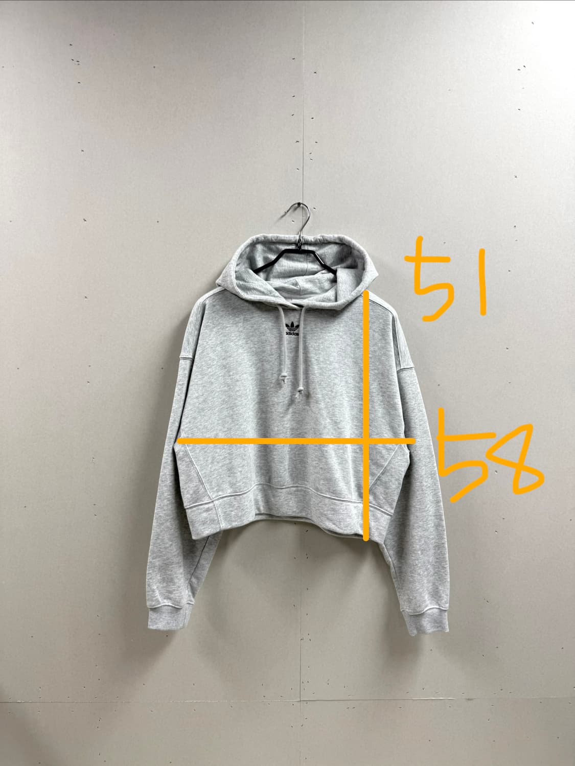 여성 M / 아디다스 크롭 후드티 쭈리면 그레이 상품이미지2