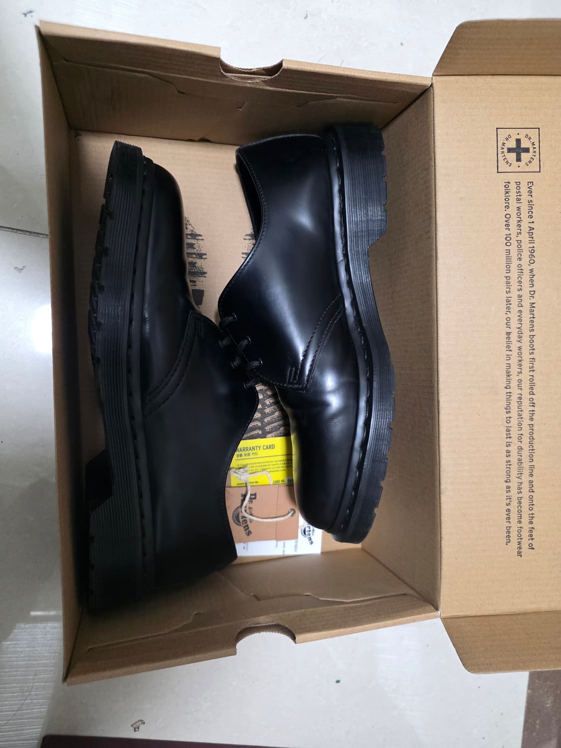 닥터마틴 1461 모노 UK8 (270) 판매합니다 상품이미지1