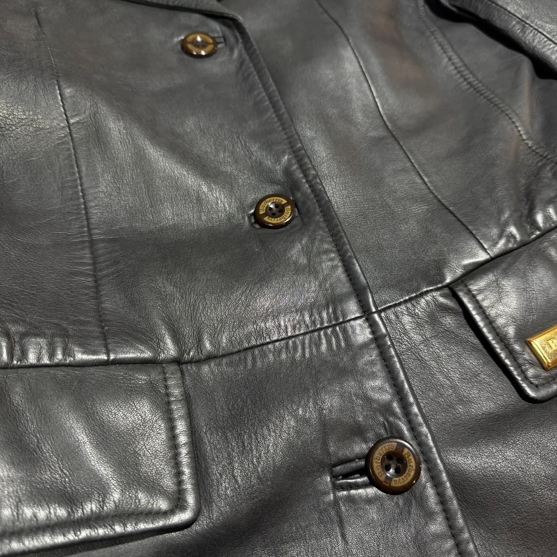 버버리 90's 블랙 롱 레더 자켓 상품이미지2