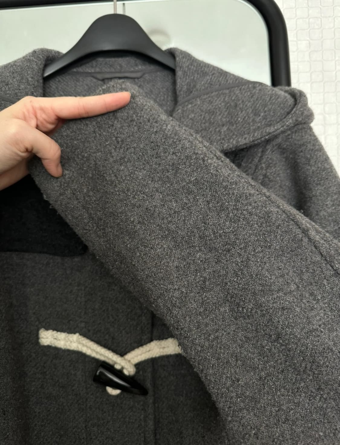 유니클로 jw앤더슨 콜러보 떡볶이 코트 상품이미지4