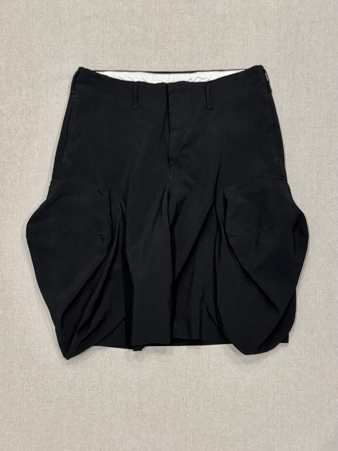 꼼데가르송 옴므 플러스 18ss 사이드 벌룬 버뮤다 팬츠 상품이미지2