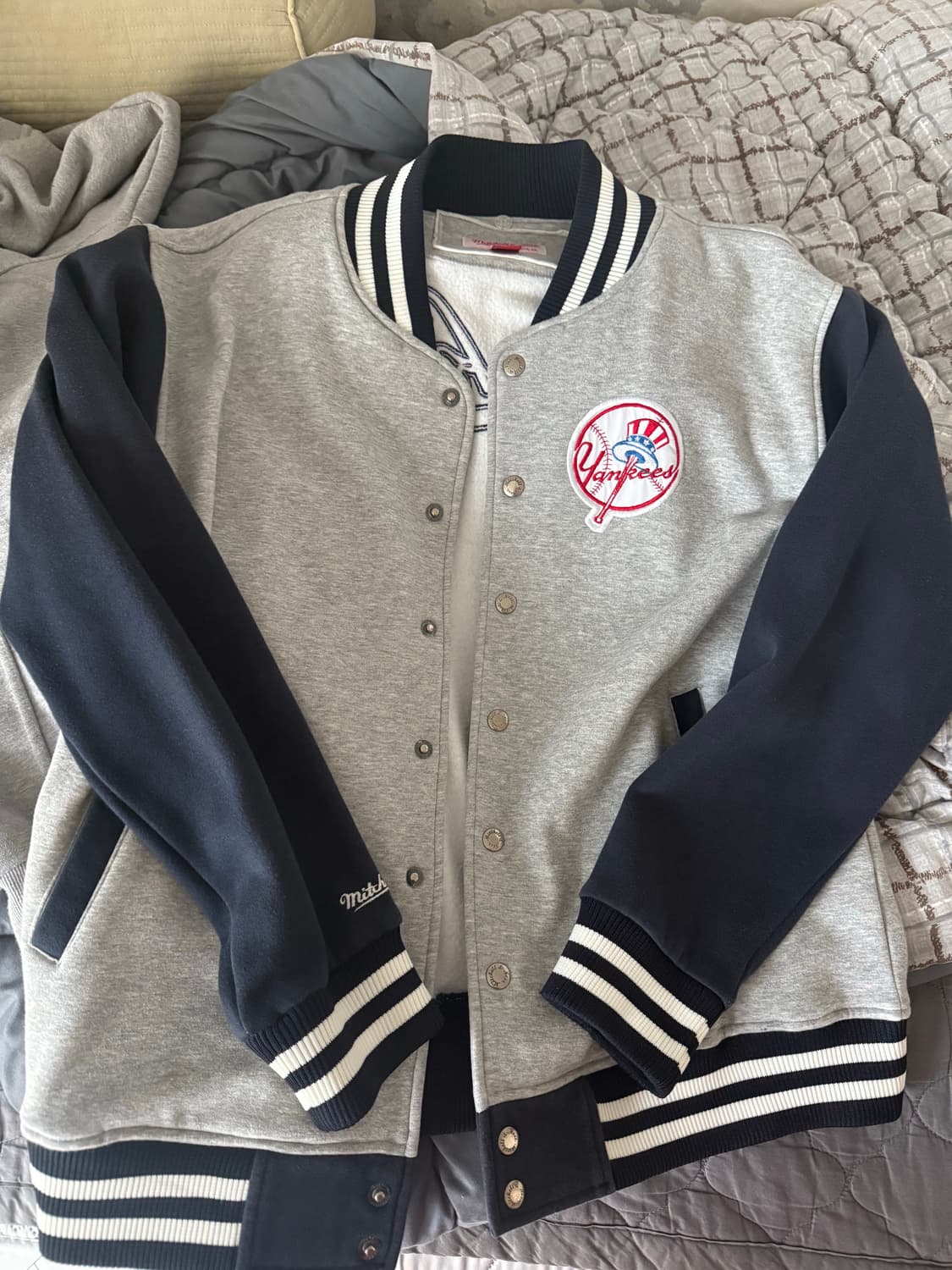 미첼 앤 네스 양키스 야구점퍼 L사이즈 상품이미지1