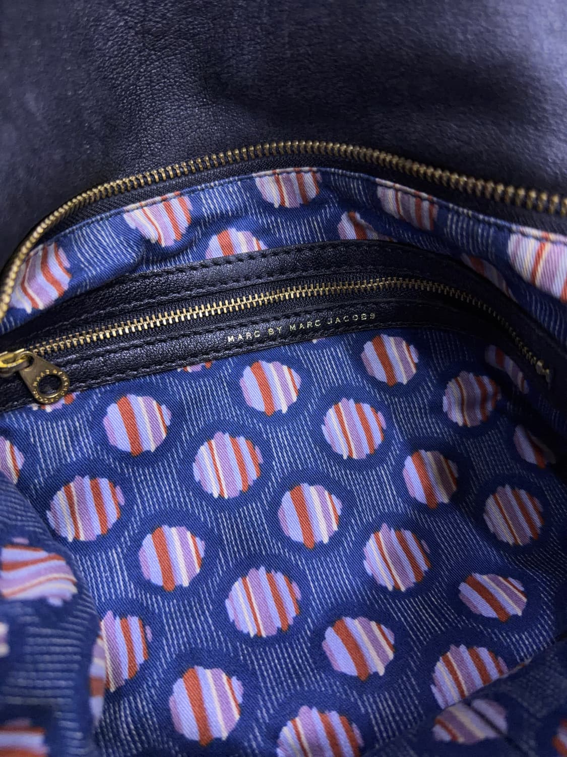 마크 바이 마크제이콥스 펄스 크로스백 레더 블랙 골드 가방 상품이미지10