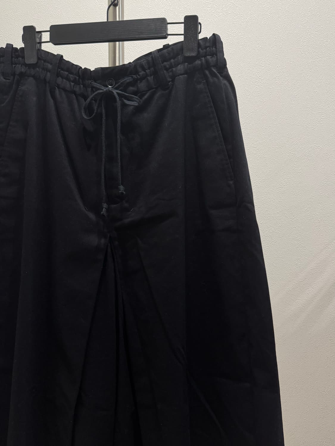 요지야마모토 18aw 하카마 팬츠 상품이미지2