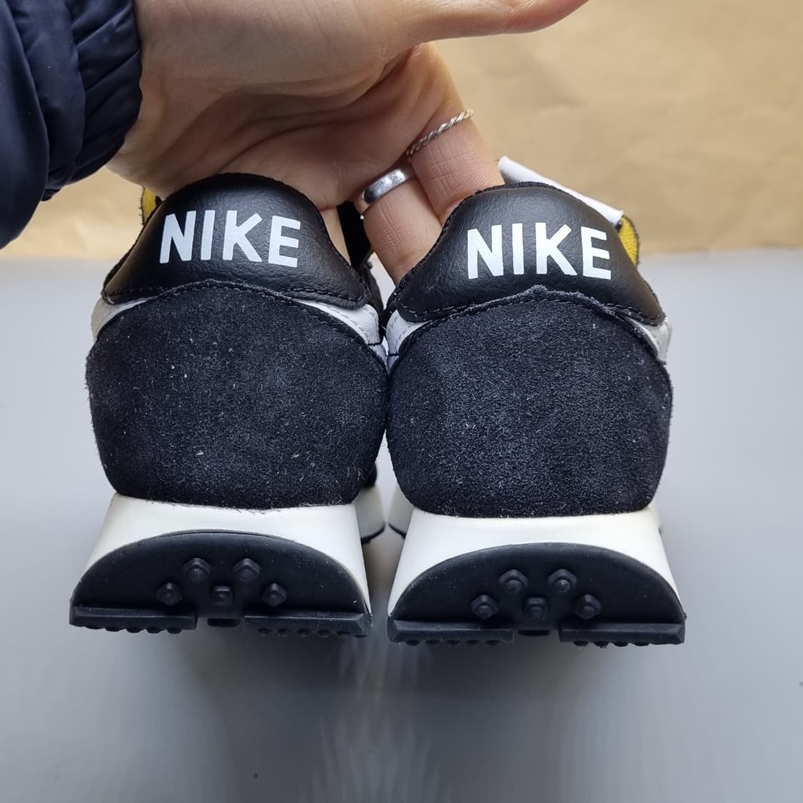 나이키 테일윈드79 여성운동화230 상품이미지4