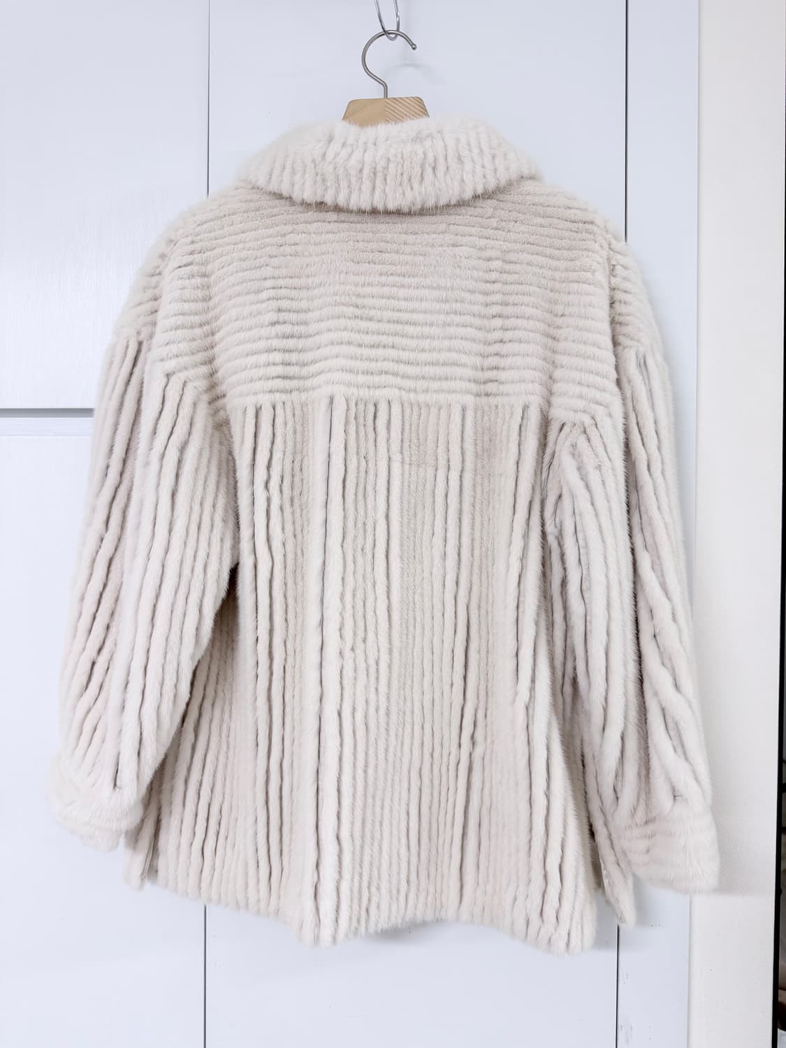 리얼양가죽 니팅밍크 화이트 그레이쉬 자켓 상품이미지2