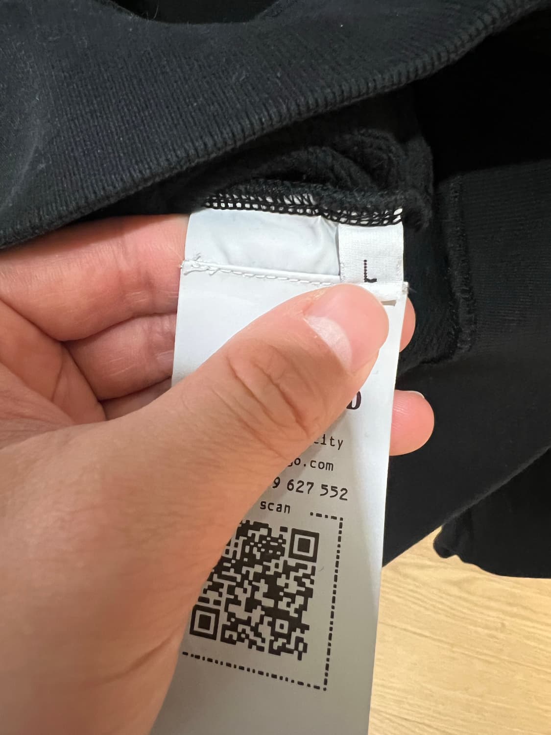 24fw 스톤아일랜드 맨투맨 L  상품이미지3