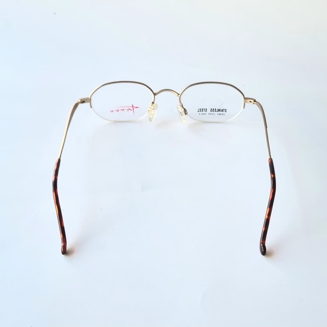 데드스탁 미니멀 클래식 하프림 골드 안경테 750 상품이미지5