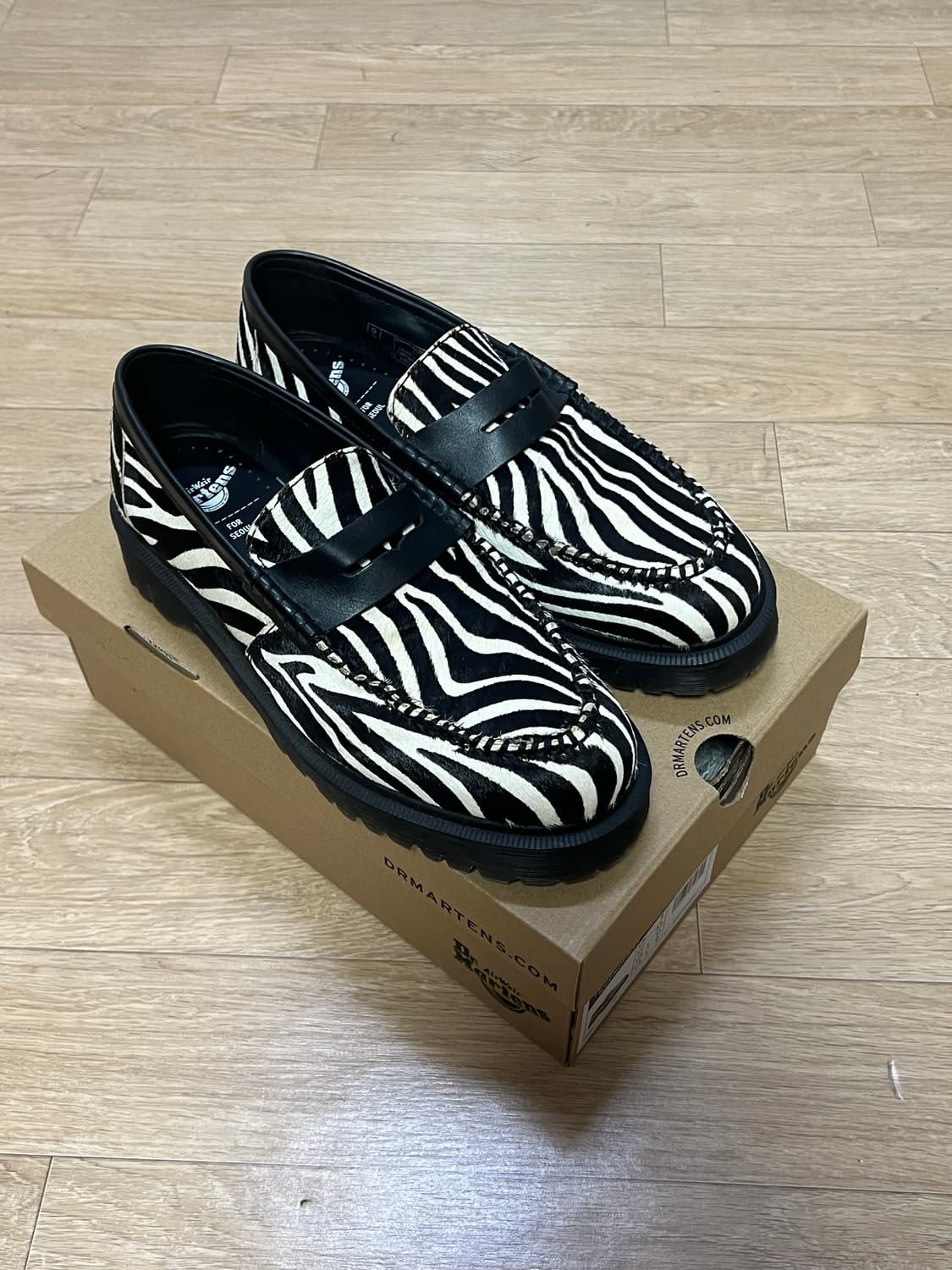 닥터마틴 펜톤 포 서울 280 상품이미지1