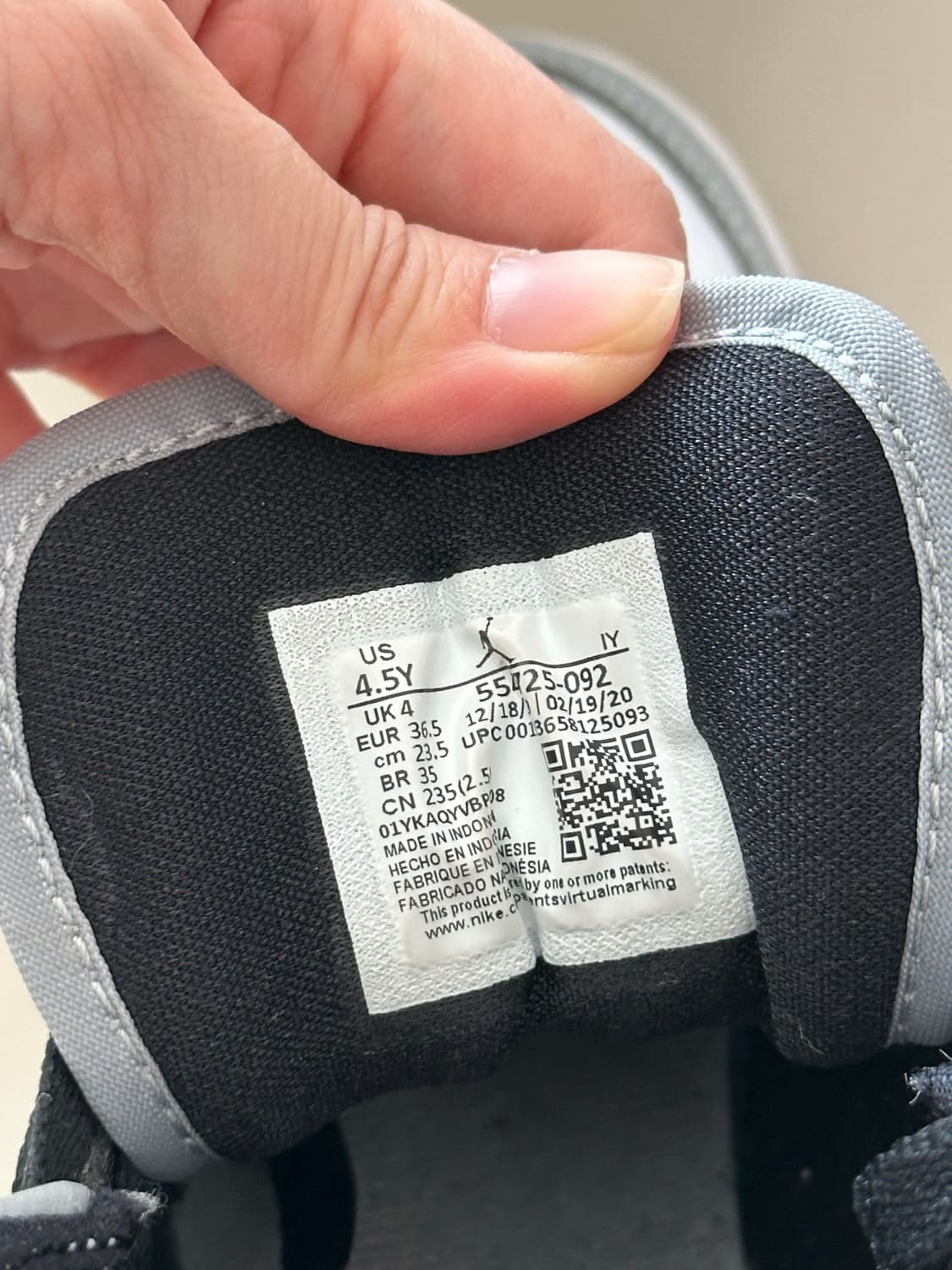 (235) GS 조던 1 미드 라이트 스모크 그레이 상품이미지2