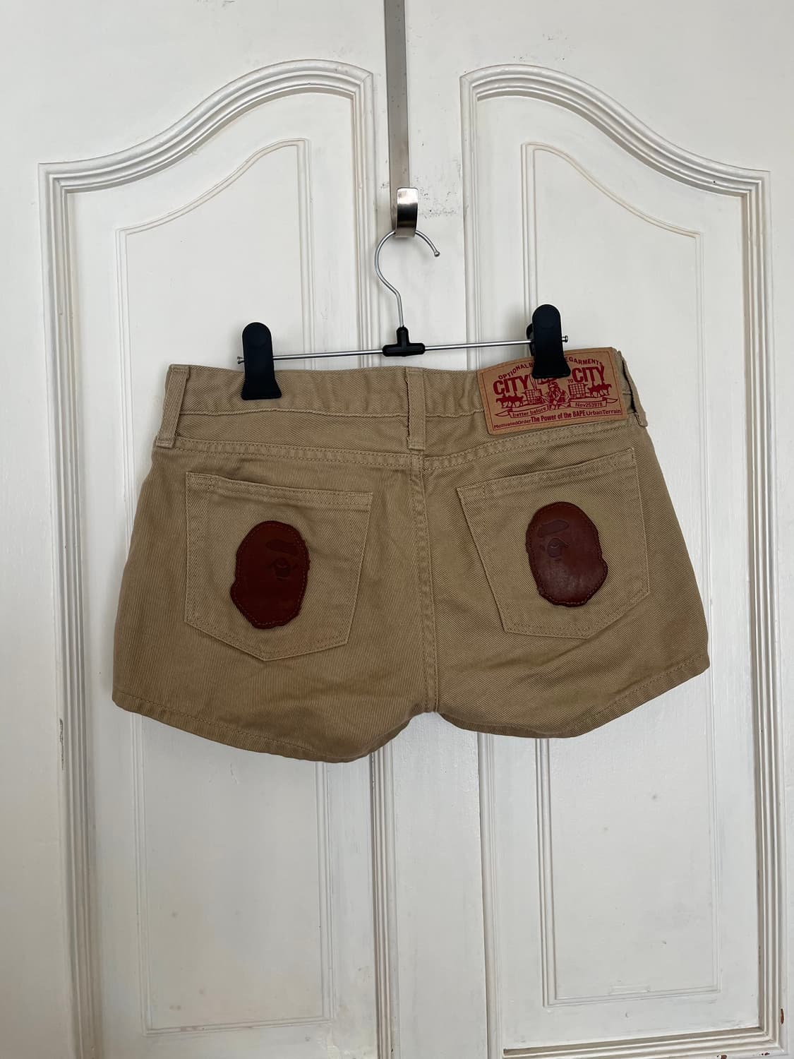 BAPE 베이프 베이지색 코튼 반바지 핫팬츠 상품이미지3